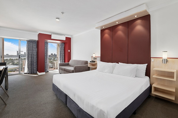 Metro Hotel Perth Riverview Room