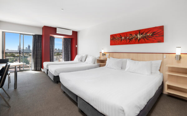 Metro Hotel Perth Standard Room