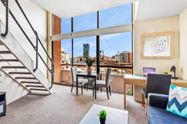 Metro Apartments on Darling Harbour