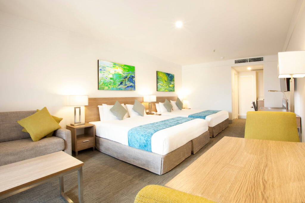 Aspire Hotel Sydney + twinroom