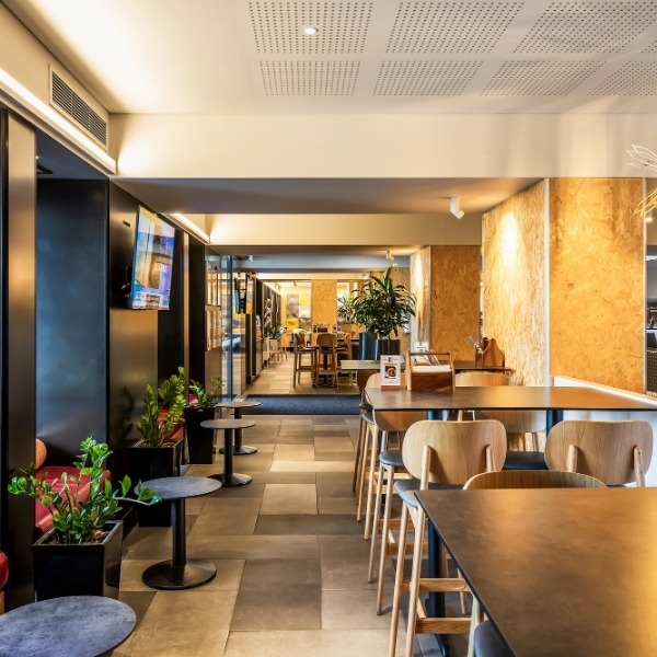 Metro Hotel Perth Red Bill Kitchen & Bar