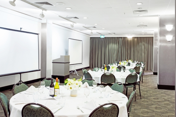 Banksia Room - Metro Aspire Hotel, Sydney