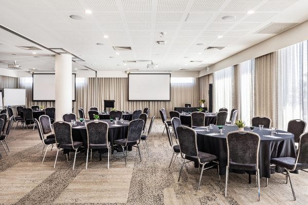 Swan Room - Metro Hotel Perth, South Perth