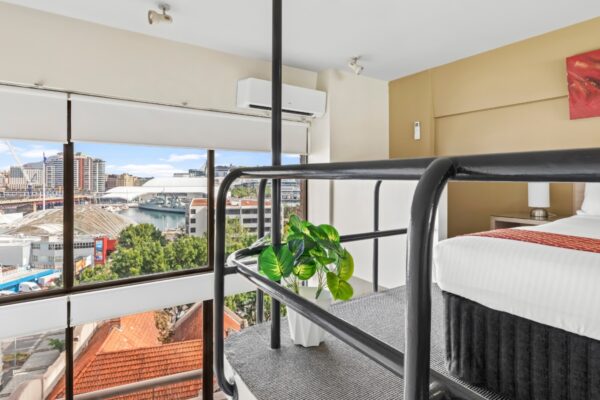 Metro Apartments on Darling Harbour - Executive One Bedroom Apartment