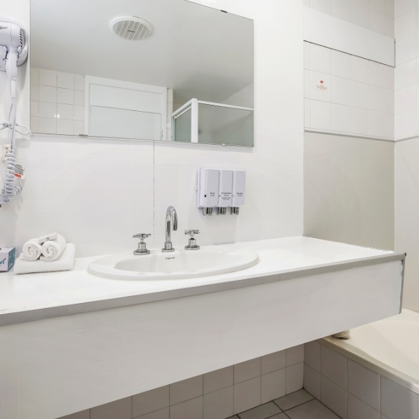 Executive One Bedroom Apartment - Metro Hotel Perth