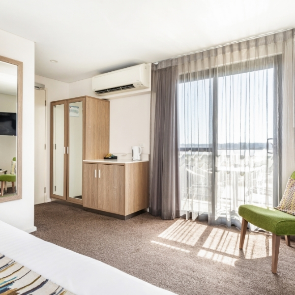 Metro Hotel Perth - Executive Room Aspire Wing