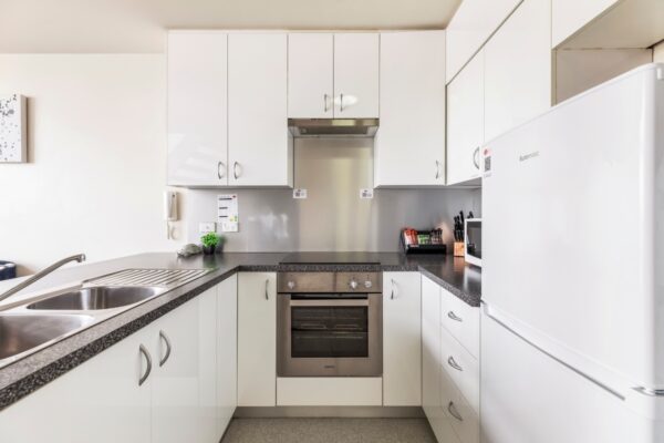 Metro Apartments on Darling Harbour - Kitchen
