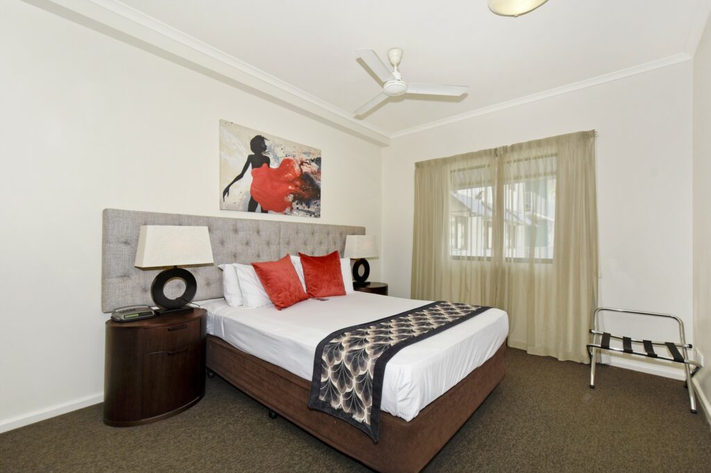 Metro Advance Apartments & Hotel Darwin 2 BR Executive Apartment Bedroom