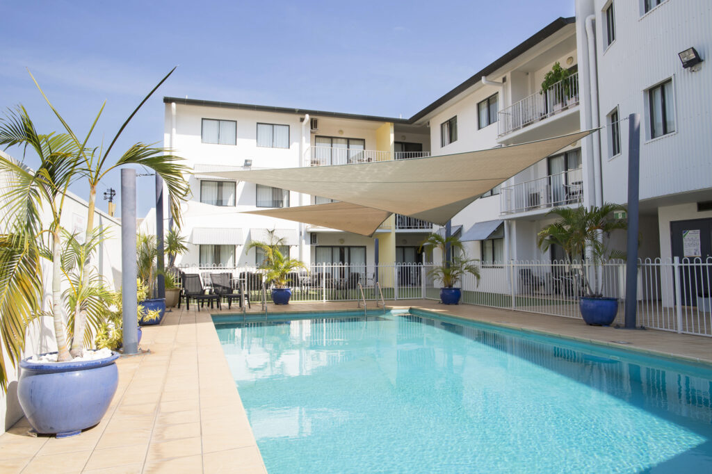 Metro Advance Apartments & Hotel Darwin Pool
