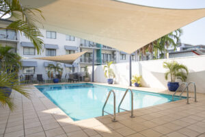 Metro Advance Apartments & Hotel Darwin Outdoor Swimming Pool