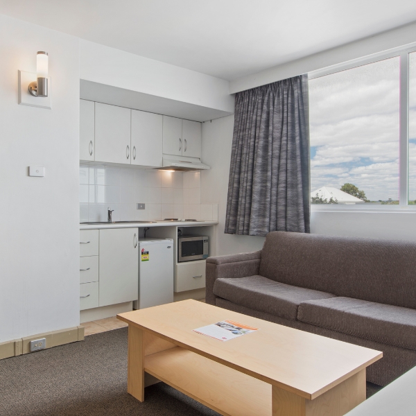 Metro Hotel Perth - 1 Bedroom Apartment