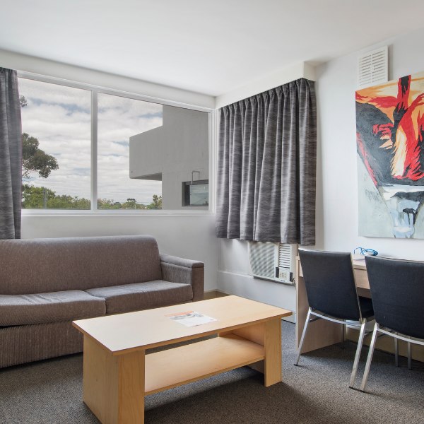 Metro Hotel Perth Apartment2