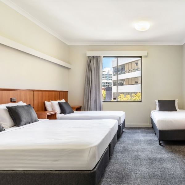 Metro Hotel Perth City - Standard Family Room