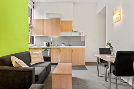 CBD 1-Bed with Kitchen by Southbank Promenade