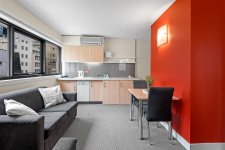 Tour the City in this 1-Bed in Melbourne's Heart
