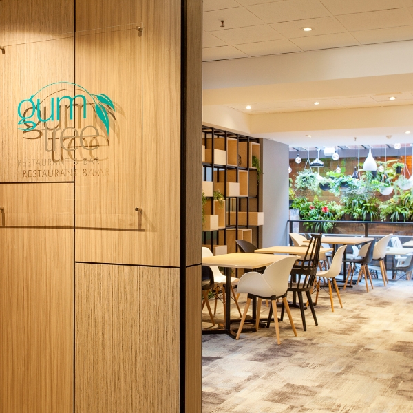 Metro Aspire Hotel Sydney Gum Tree Restaurant