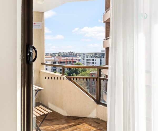 Metro Apartments On King Balcony