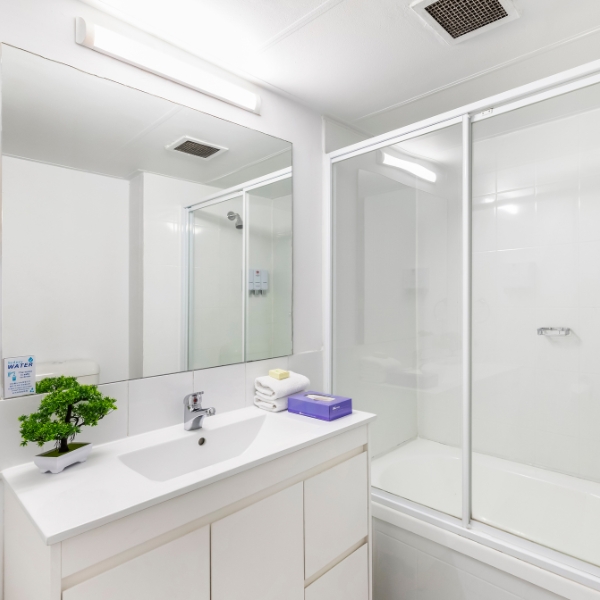 Metro Apartments On King Bathroom
